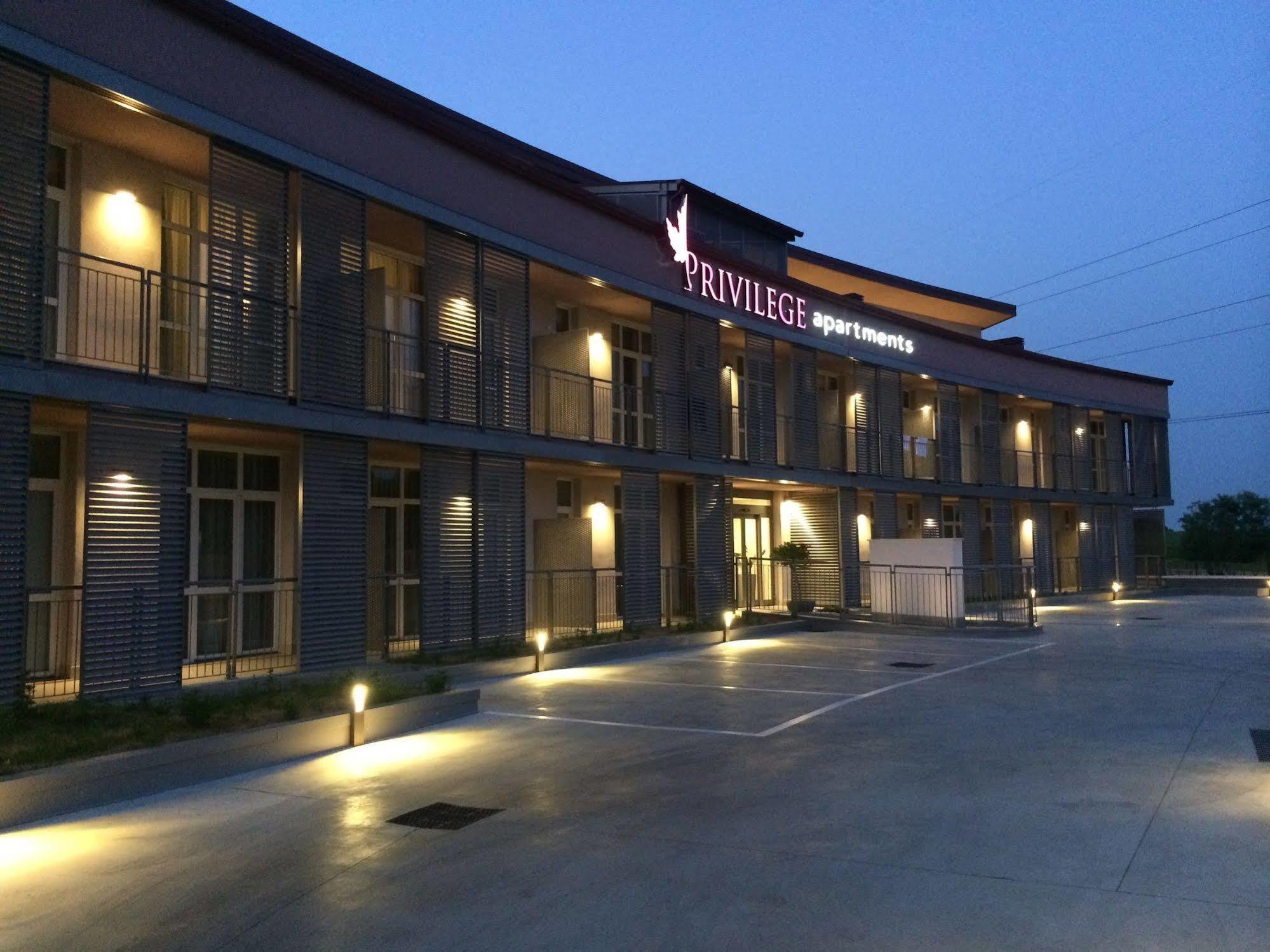 优渥公寓式酒店 维莫卡特 外观 照片